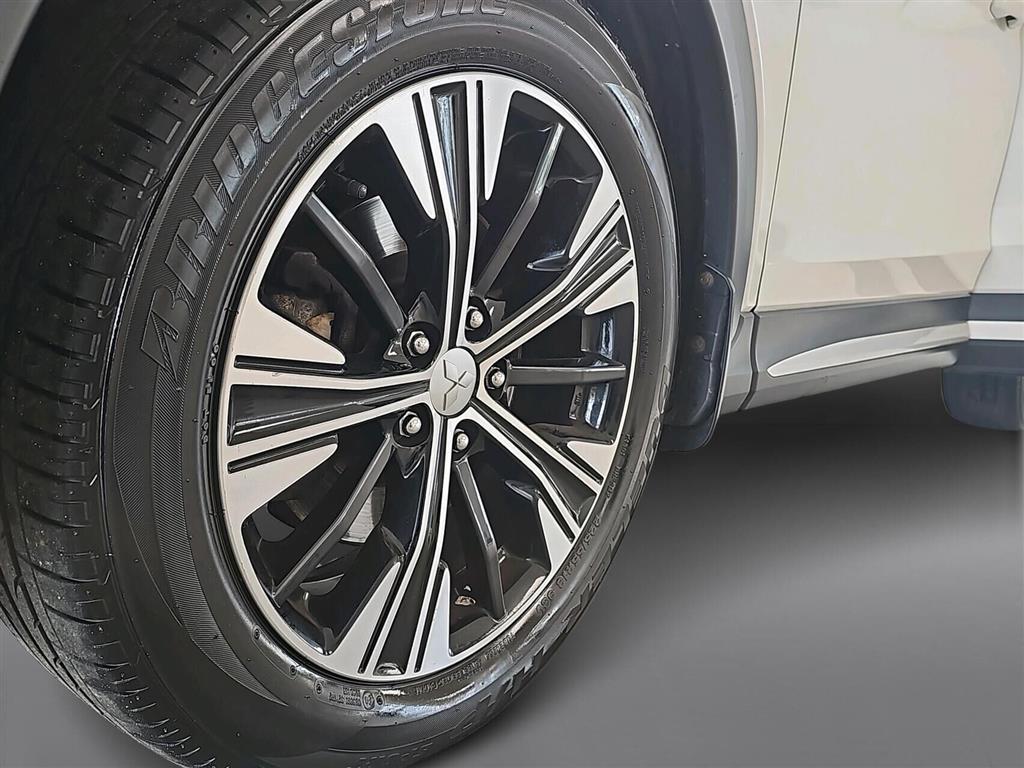 Mitsubishi Eclipse Cross 1,5 T-Mivec Intense+ CVT 163HK 5d 8g Aut. - Image 15