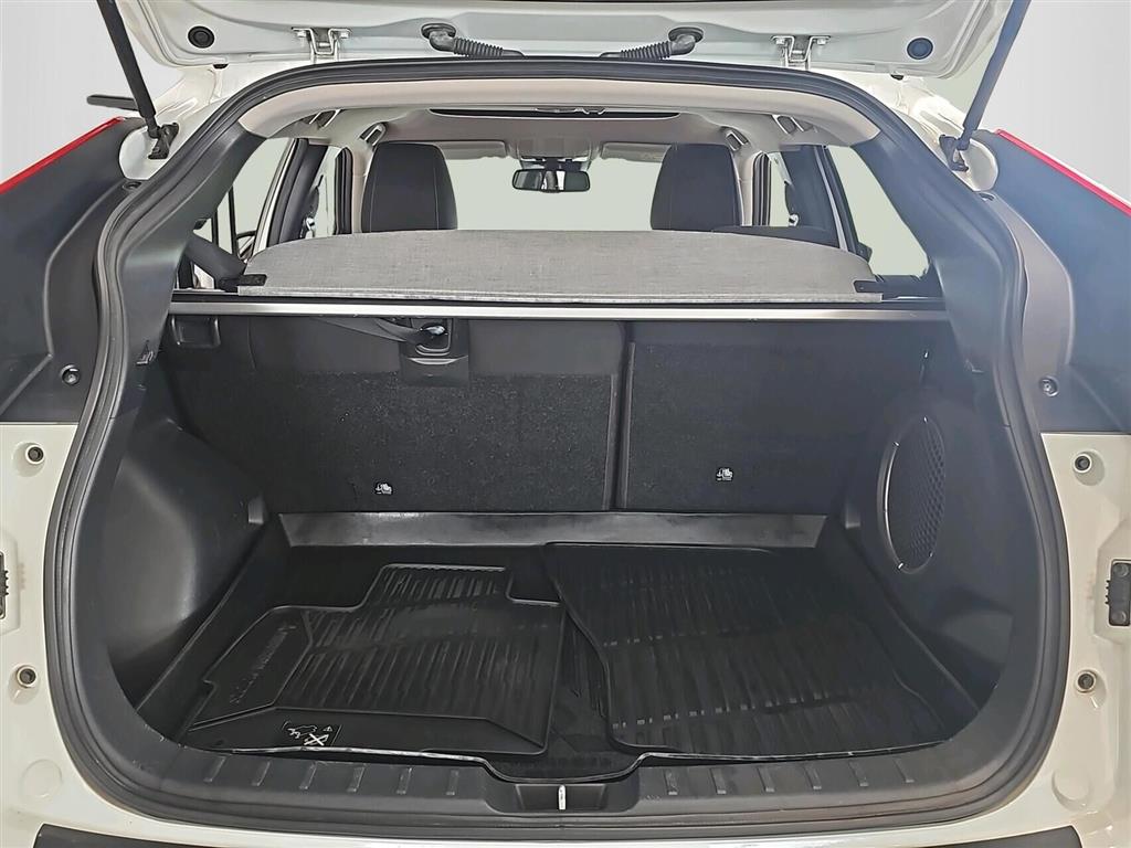 Mitsubishi Eclipse Cross 1,5 T-Mivec Intense+ CVT 163HK 5d 8g Aut. - Image 18