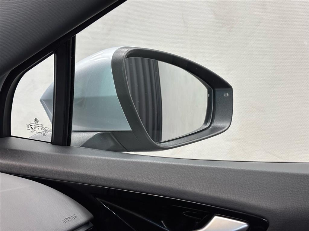 VW ID.4 EL Life Performance 204HK 5d Aut. - Image 22