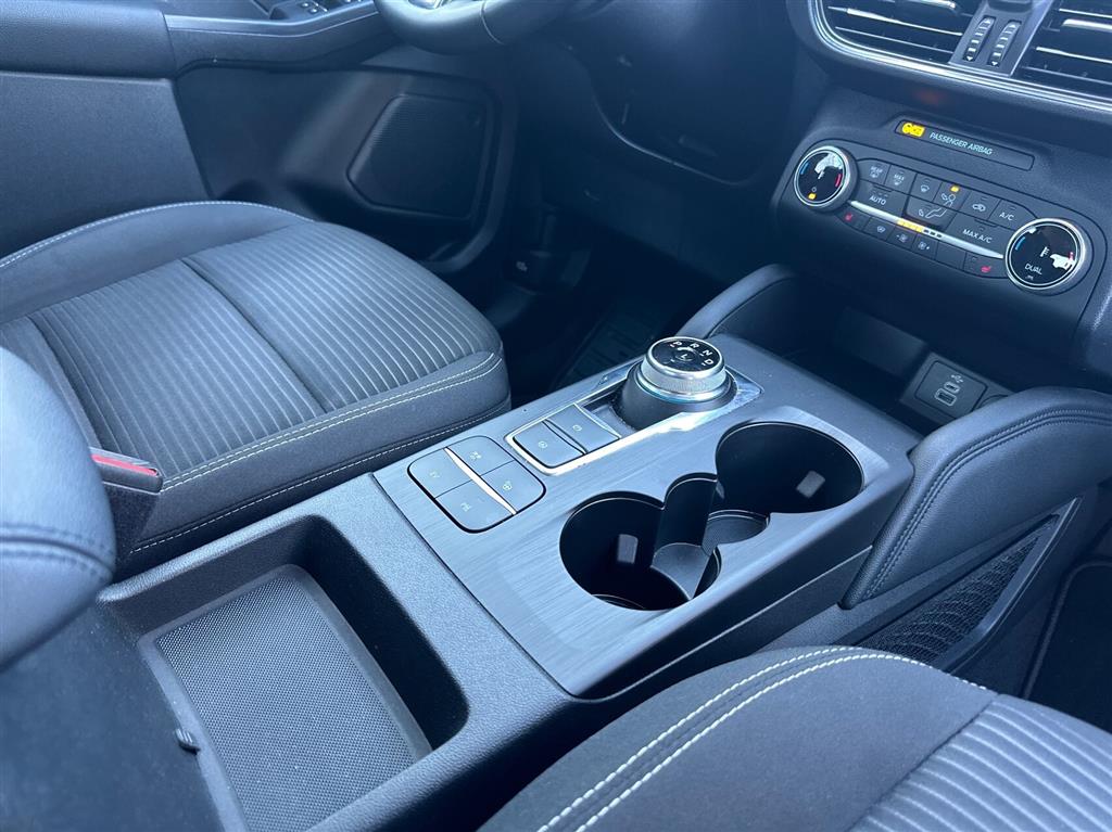 Ford Kuga 2,5 Plugin-hybrid Titanium CVT 225HK 5d Trinl. Gear - Image 7