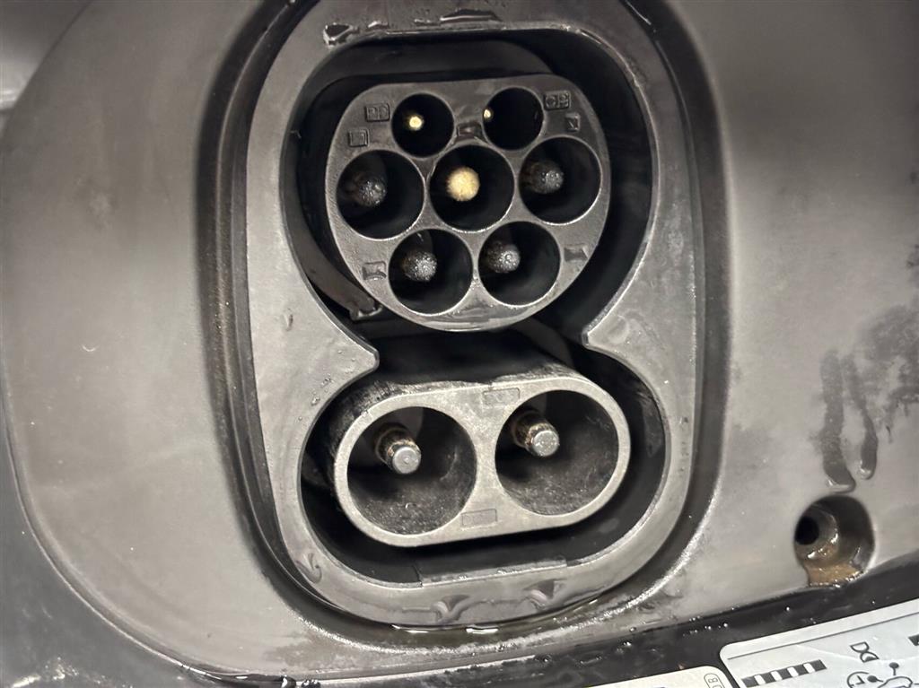 VW ID.4 EL Pro Performance 204HK 5d Aut. - Image 25