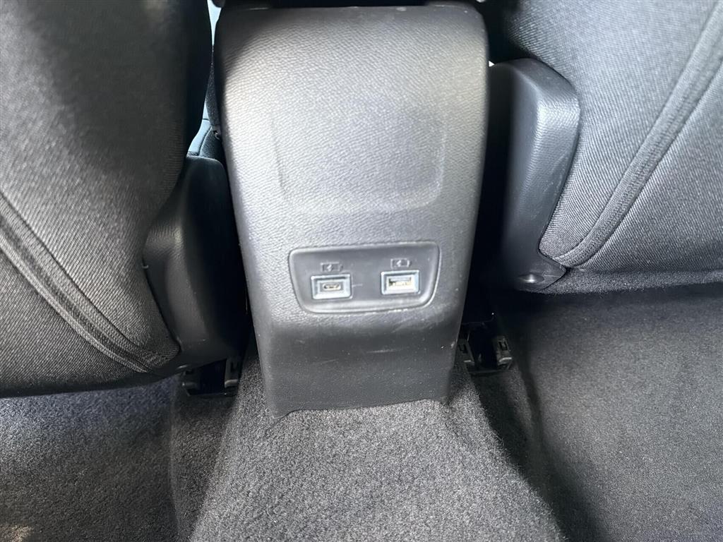 Peugeot e-2008 EL Allure 136HK 5d Aut. - Image 7