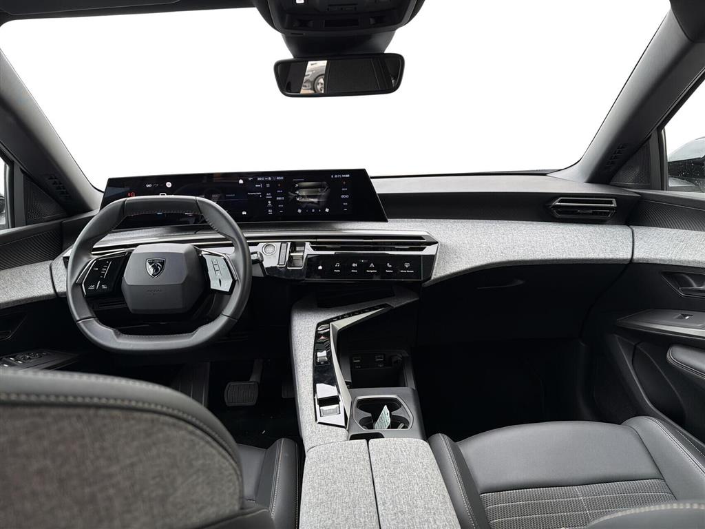 Peugeot e-3008 EL Allure 210HK 5d Aut. - Image 6