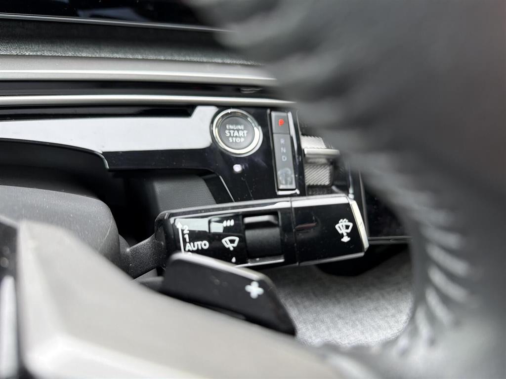 Peugeot e-3008 EL Allure 210HK 5d Aut. - Image 11