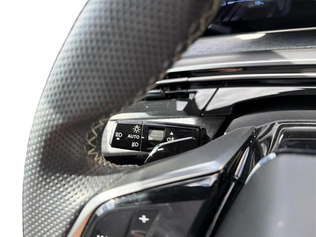 Peugeot e-3008 EL GT Longe Range 230HK 5d Aut. - Image 25