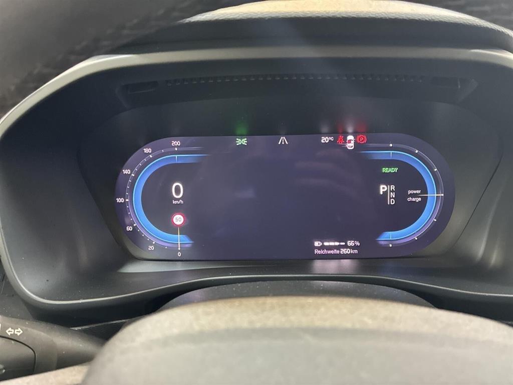 Volvo XC40 P6 Recharge Ultimate 231HK 5d Aut. - Image 12
