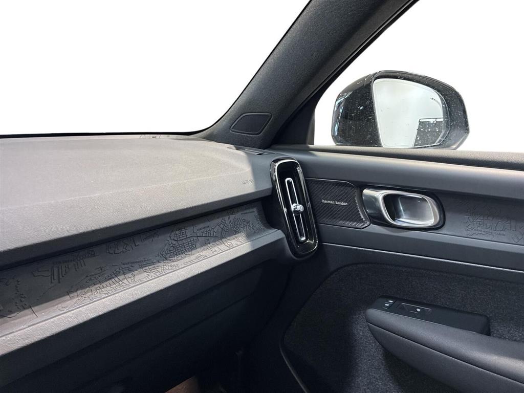 Volvo XC40 P6 Recharge Ultimate 231HK 5d Aut. - Image 22