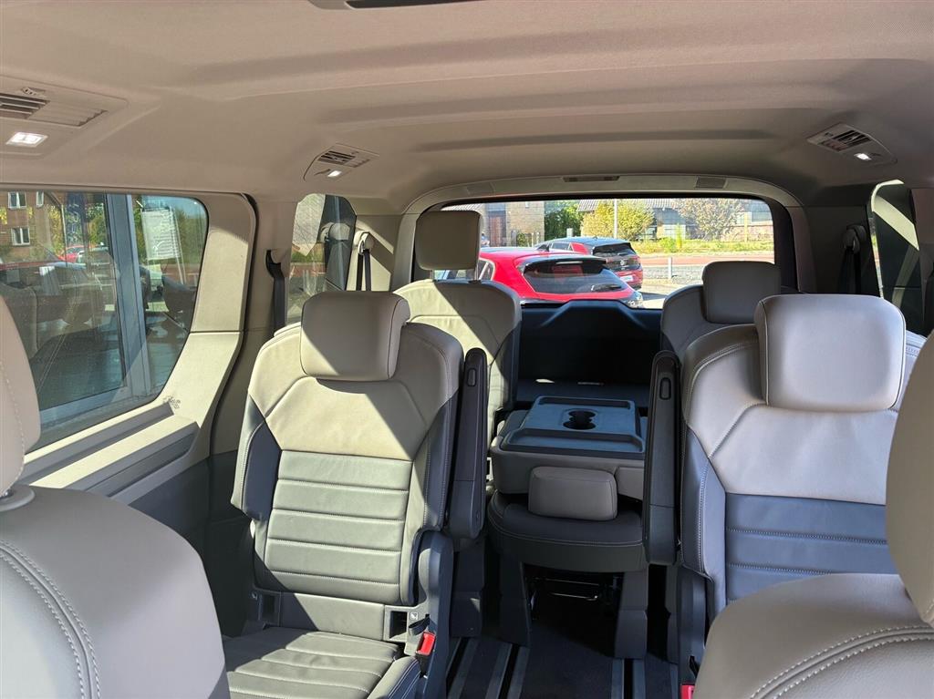 VW Multivan Kort 1,4 TSI Plugin-hybrid Style DSG 218HK 6g Aut. - Image 5