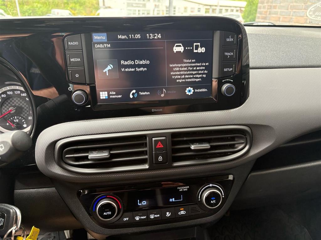 Hyundai i10 1,0 Advanced 67HK 5d - Image 10