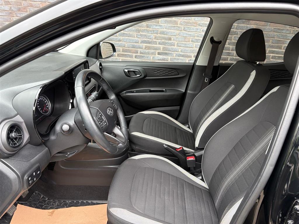 Hyundai i10 1,0 Advanced 67HK 5d - Image 14
