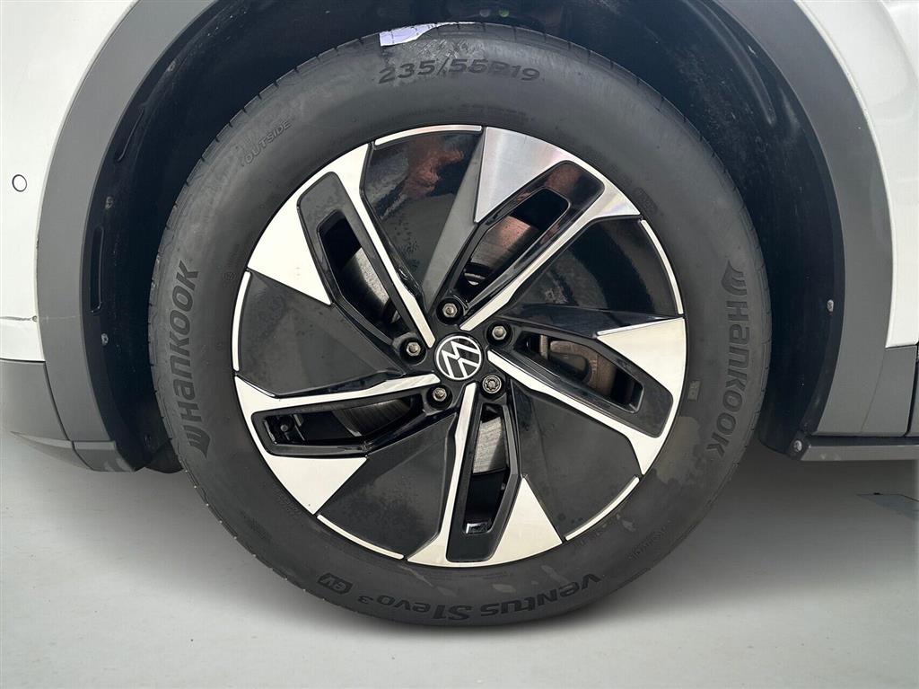 VW ID.4 EL Pro Performance 204HK 5d Aut. - Image 9