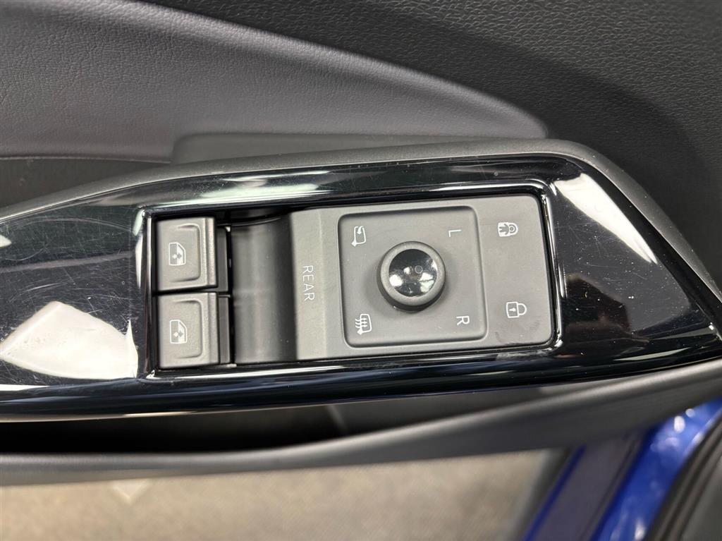 VW ID.4 EL Pro Performance 204HK 5d Aut. - Image 11