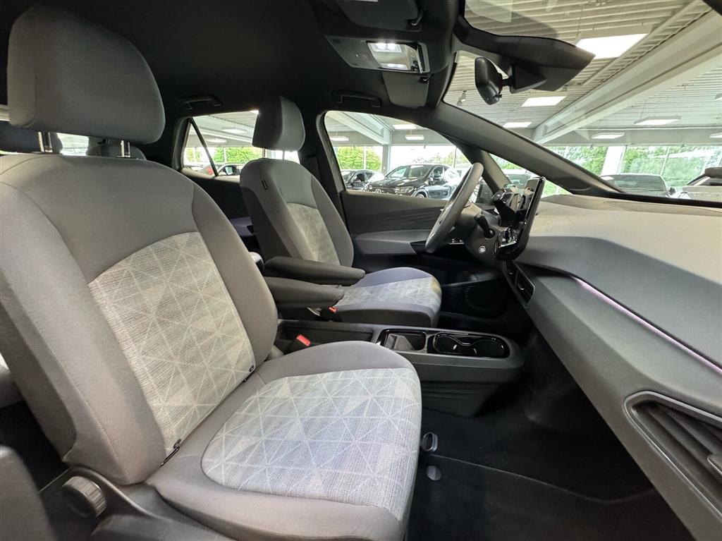 VW ID.3 EL Pro Performance 204HK 5d Aut. - Image 8