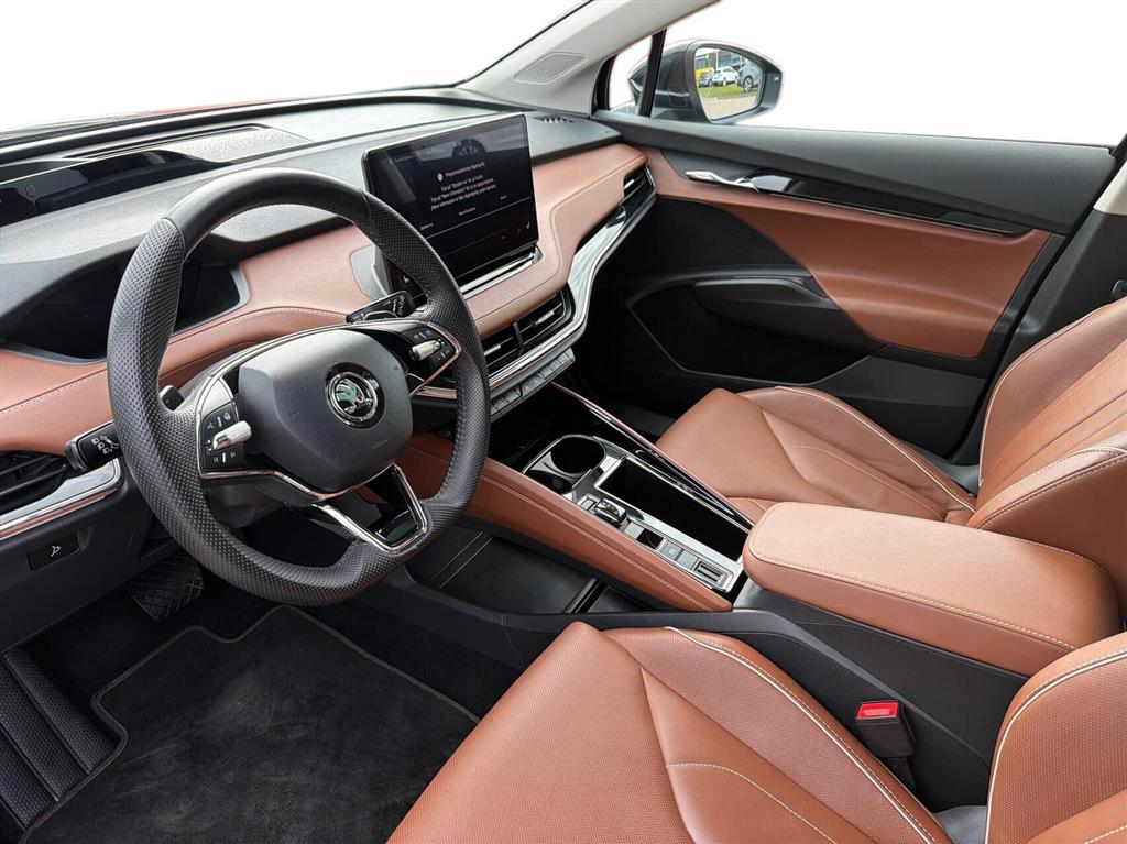 Skoda Enyaq 80 iV Design Selection Suite 204HK 5d Aut. - Image 3