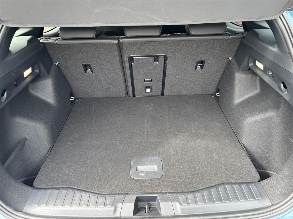 Ford Explorer EL UR Premium RWD 286HK 5d Aut. - Image 13