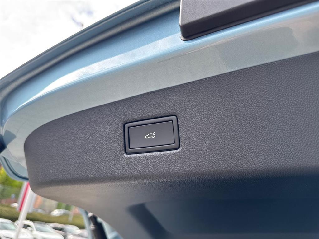 Ford Explorer EL UR Premium RWD 286HK 5d Aut. - Image 19