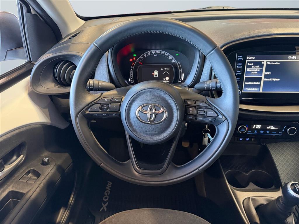 Toyota Aygo X 1,0 VVT-I Active 72HK 5d - Image 13
