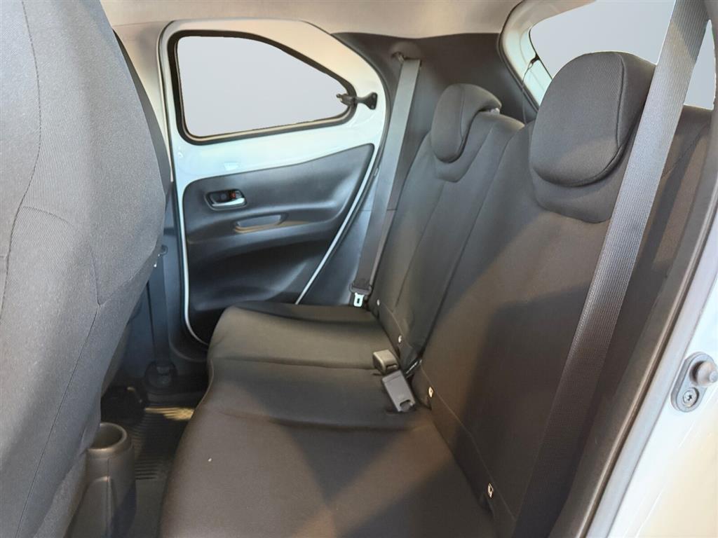 Toyota Aygo X 1,0 VVT-I Active 72HK 5d - Image 14