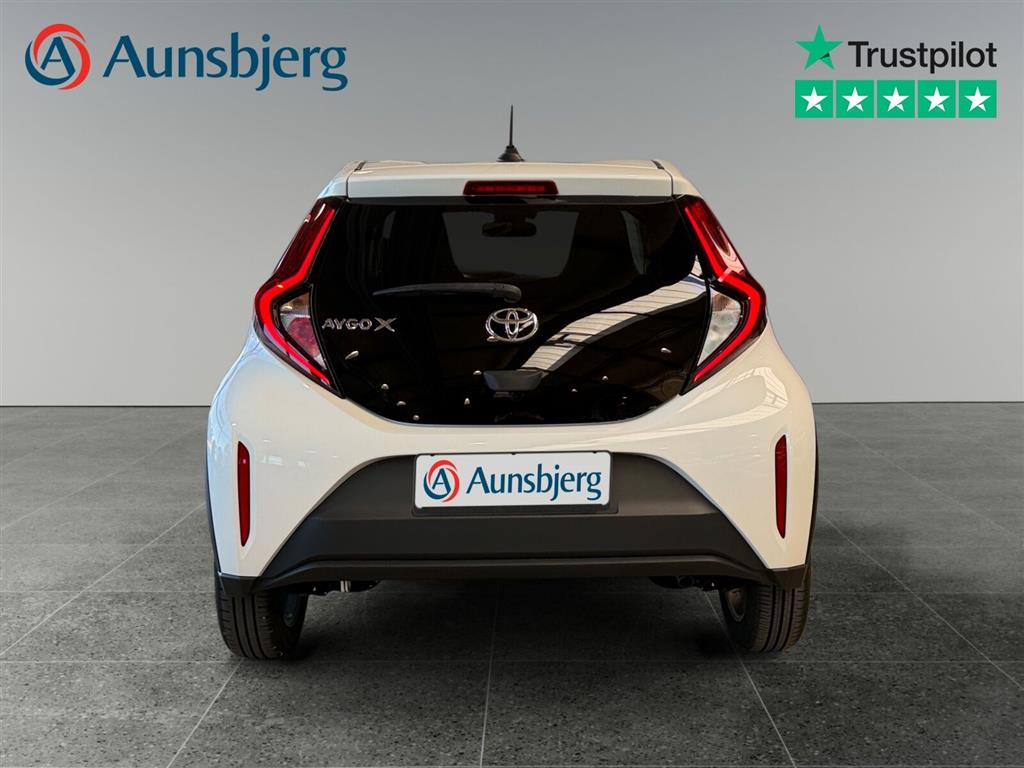 Toyota Aygo X 1,0 VVT-I Active 72HK 5d - Image 4