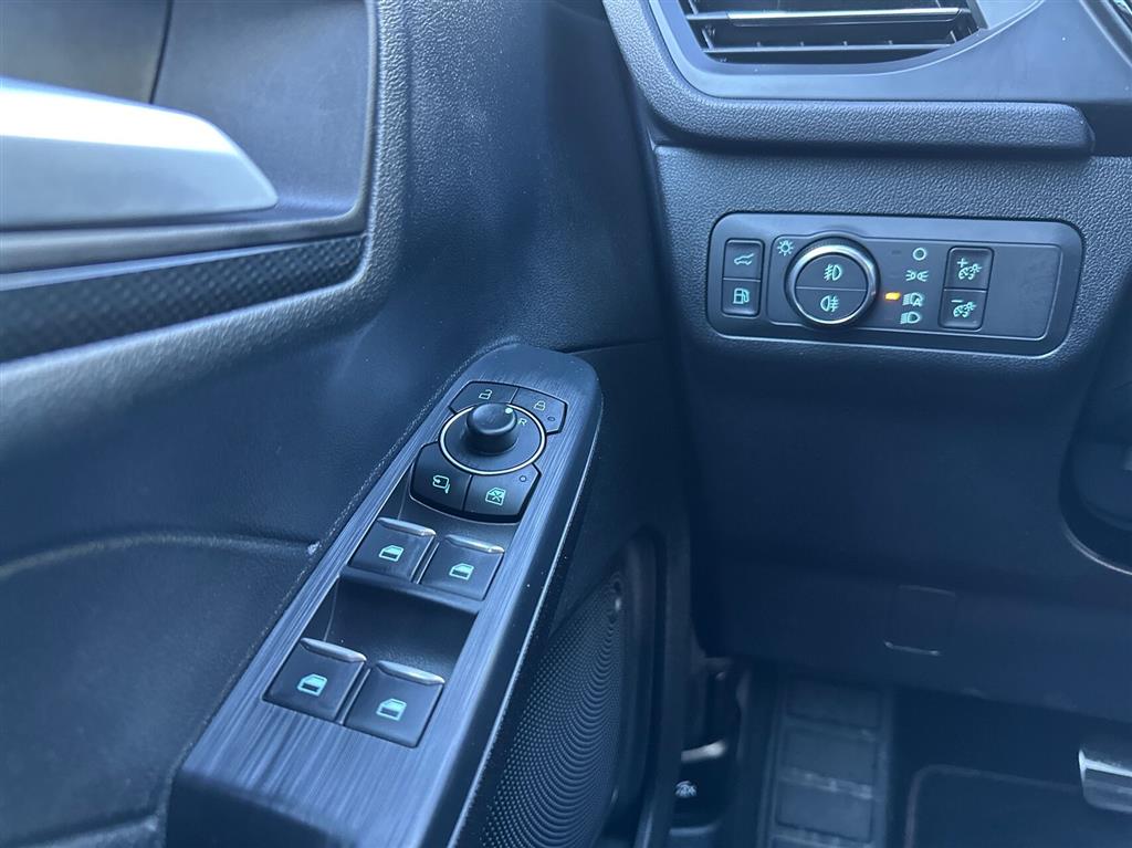 Ford Kuga 2,5 Plugin-hybrid Graphite Tech CVT 225HK 5d Trinl. Gear - Image 16