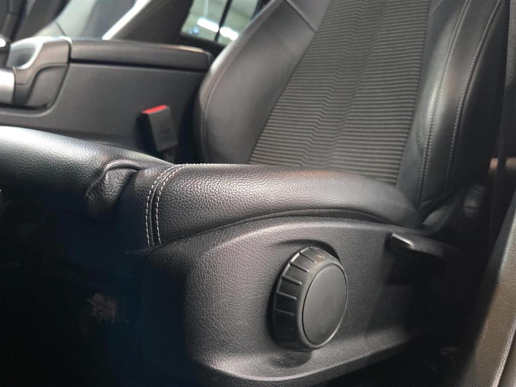 Mercedes-Benz GLB200 1,3 Progressive 7G-Tronic 163HK 5d 7g Aut. - Image 14
