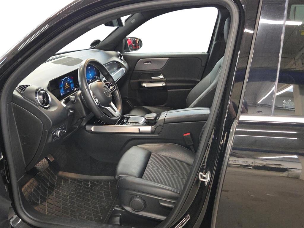 Mercedes-Benz GLB200 1,3 Progressive 7G-Tronic 163HK 5d 7g Aut. - Image 4