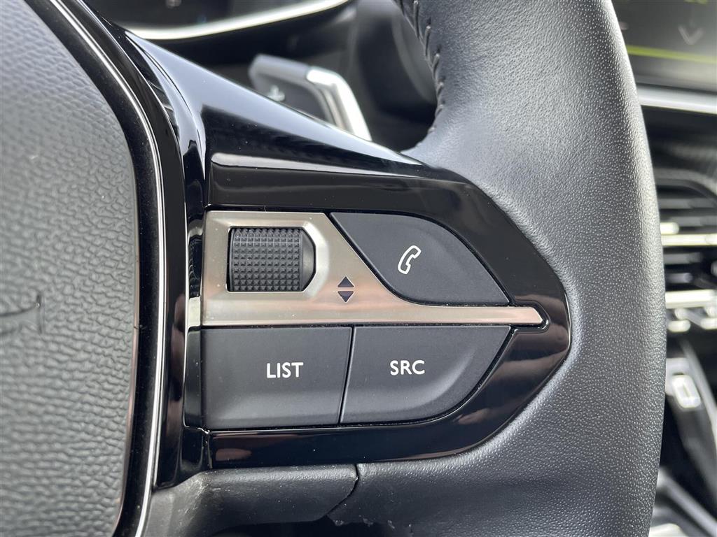 Peugeot 2008 1,2 PureTech Allure Pack EAT8 130HK 5d 8g Aut. - Image 15