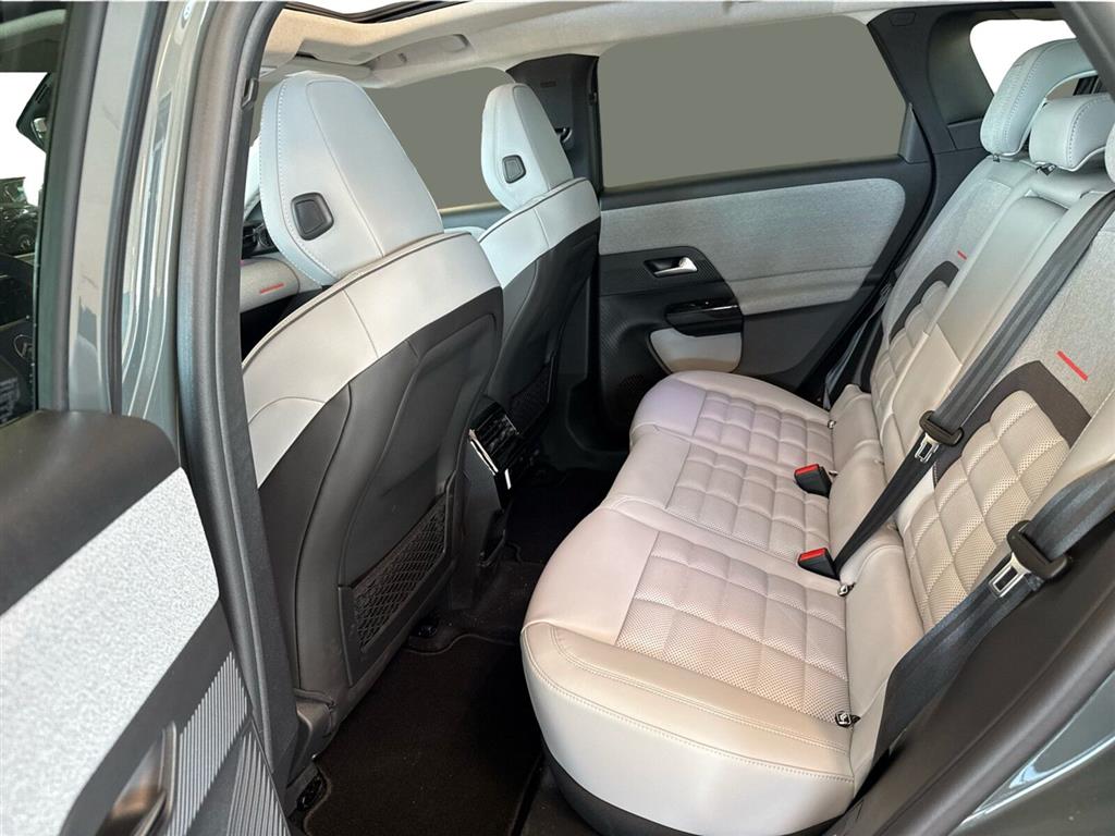 Citroën e-C5 Aircross EL VTR Sport 210HK 5d Aut. - Image 11