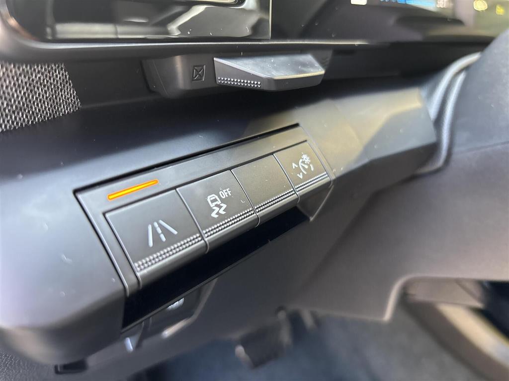 Renault Mégane E-TECH Techno 220HK 5d Aut. - Image 16