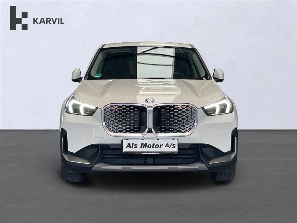 BMW iX1 eDrive20 EL 204HK 5d Aut. - Image 2