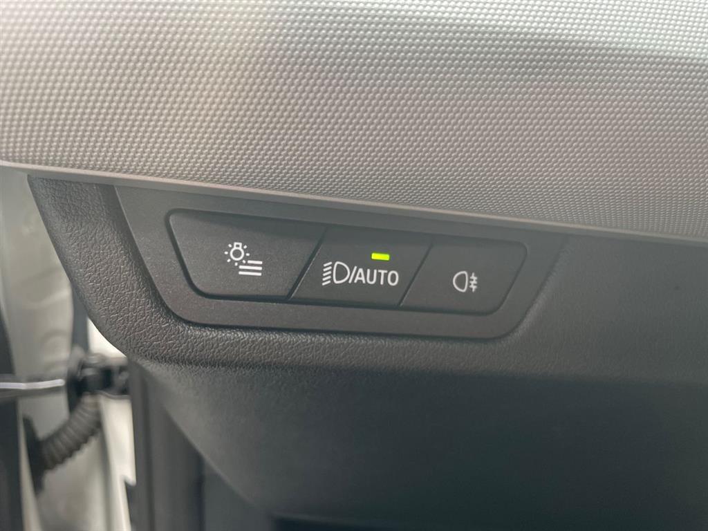 BMW iX1 eDrive20 EL 204HK 5d Aut. - Image 21