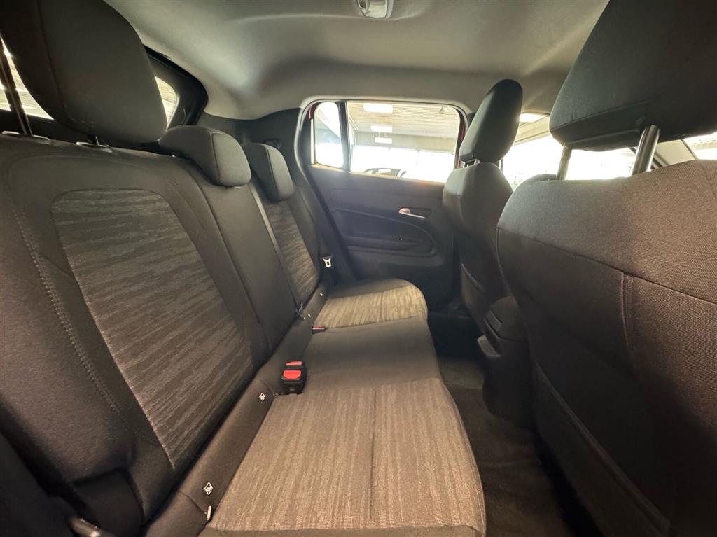 Jeep Avenger EL Longitude 156HK 5d Aut. - Image 11