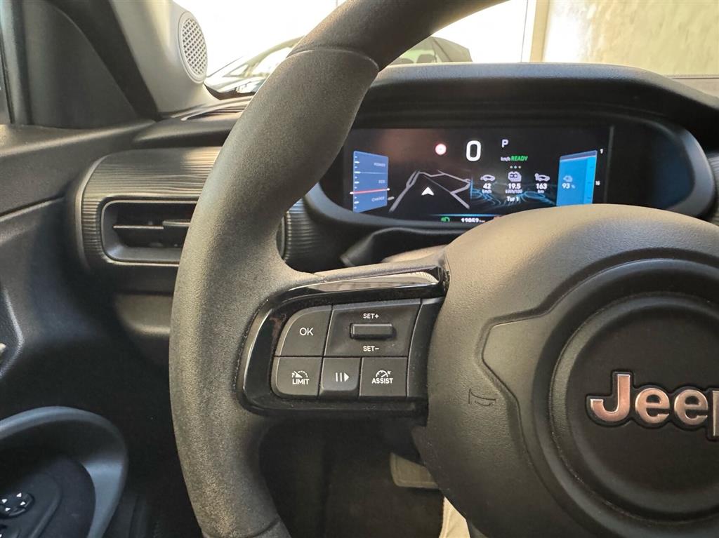 Jeep Avenger EL Longitude 156HK 5d Aut. - Image 18