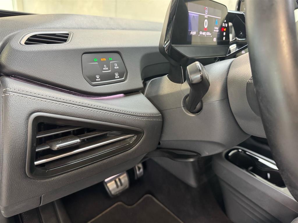 VW ID.3 EL Pro Performance 204HK 5d Aut. - Image 10
