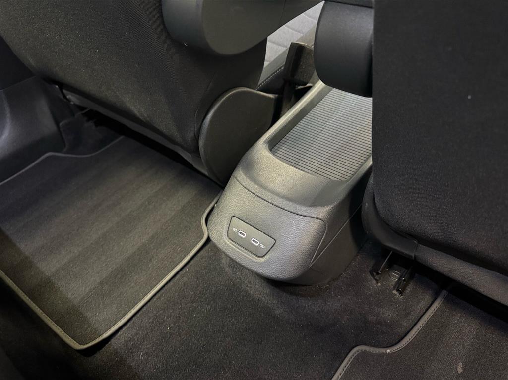 VW ID.3 EL Pro Performance 204HK 5d Aut. - Image 11