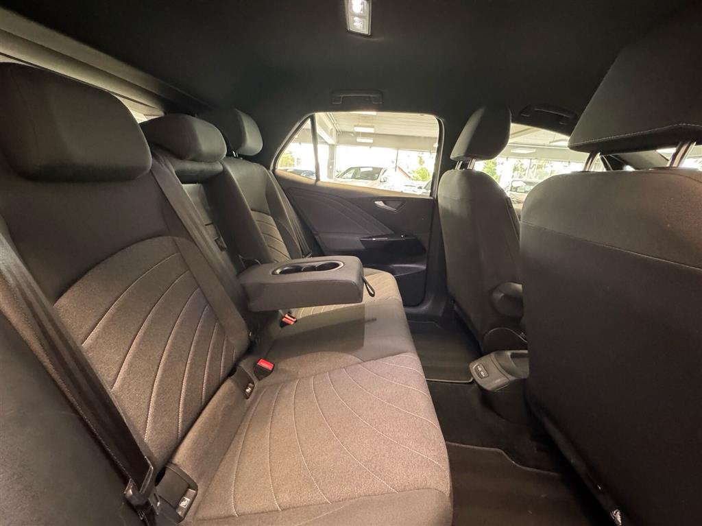 VW ID.3 EL Pro Performance 204HK 5d Aut. - Image 12