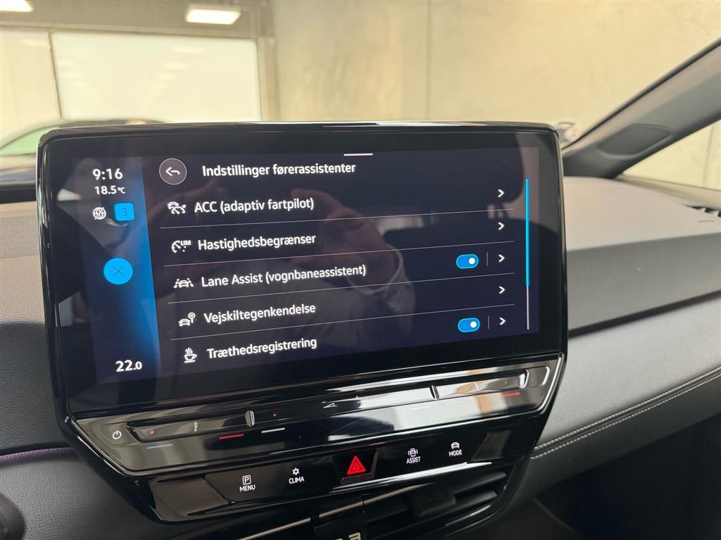 VW ID.3 EL Pro Performance 204HK 5d Aut. - Image 18
