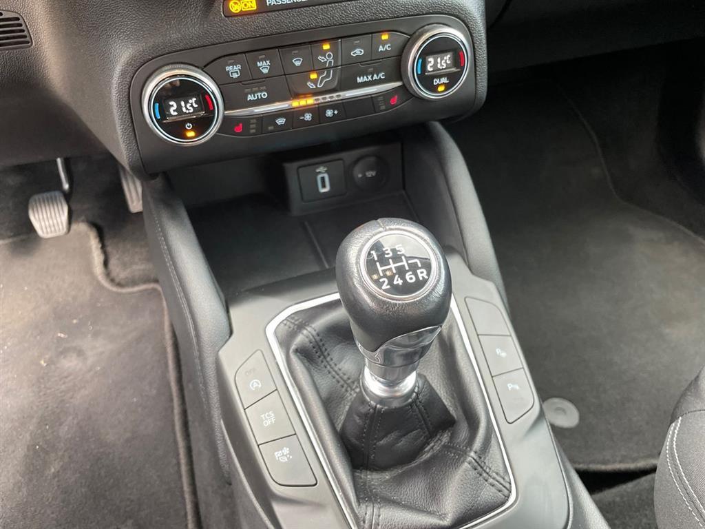 Ford Focus 1,0 EcoBoost Titanium 125HK Stc 6g - Image 18
