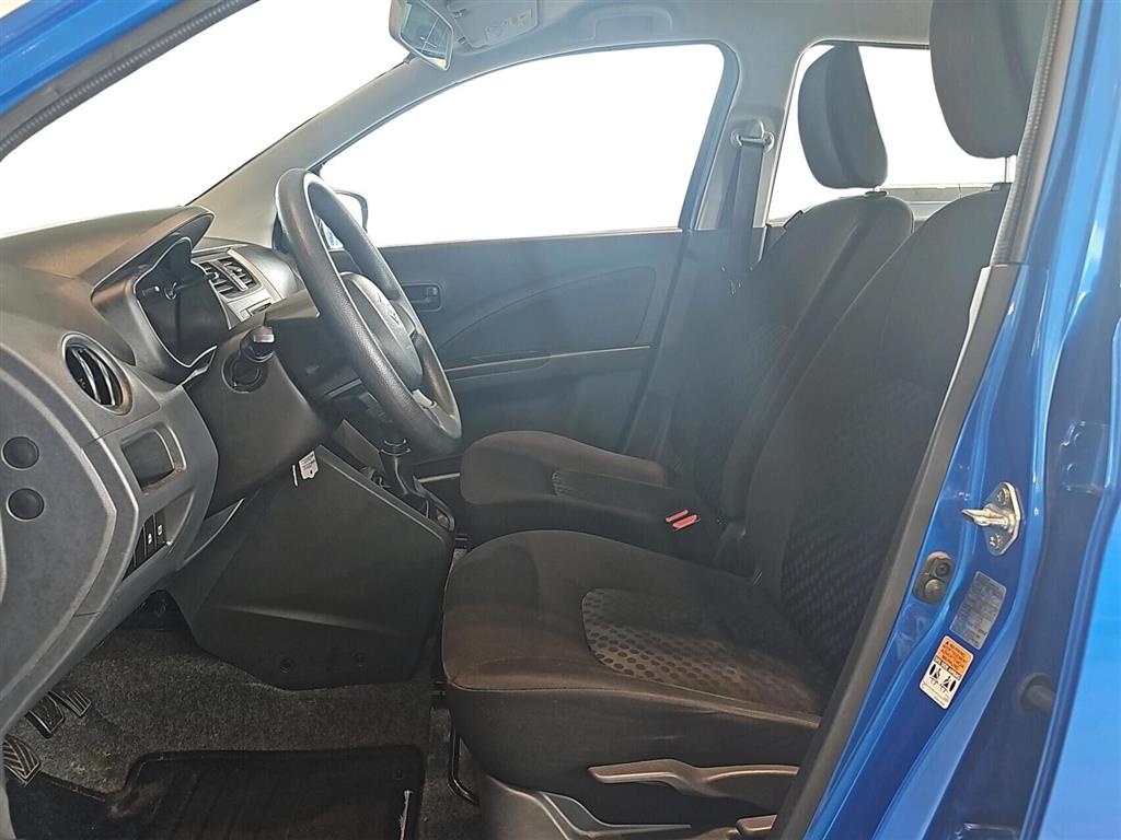 Suzuki Celerio 1,0 Dualjet 12V Club KUP 68HK 5d - Image 4