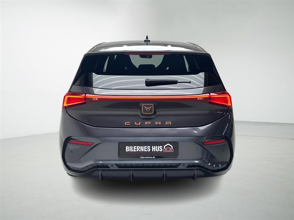 Cupra Born EL Dinamica Pack High 204HK 5d Aut. - Image 8