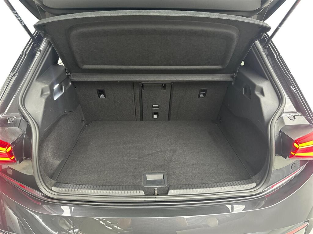 Cupra Born EL Dinamica Pack High 204HK 5d Aut. - Image 14