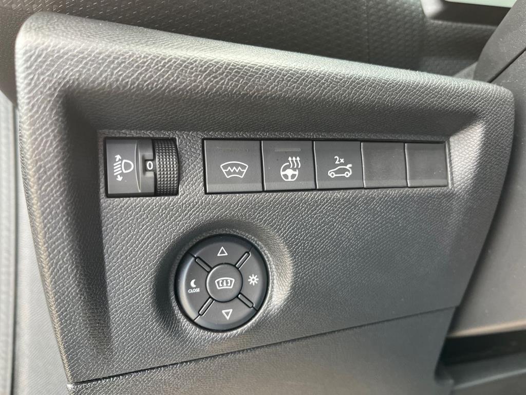 Citroën e-C4 X EL Palais Sky 136HK 5d Aut. - Image 23