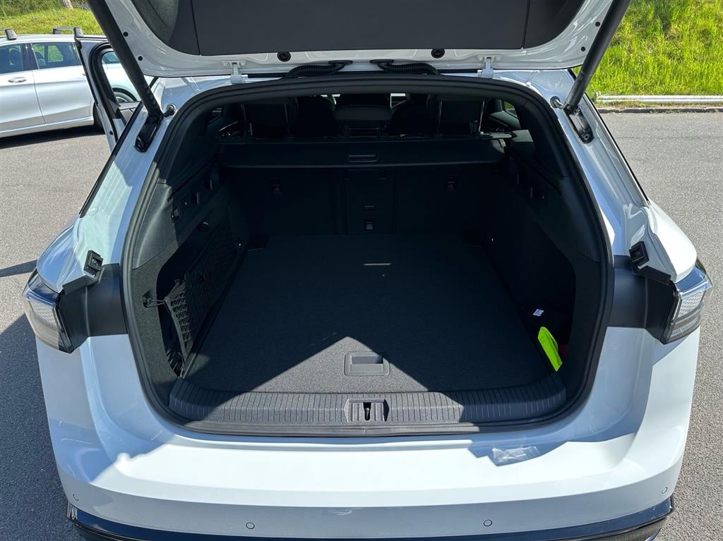 VW ID.7 Tourer EL Pro S 286HK Stc Aut. - Image 9