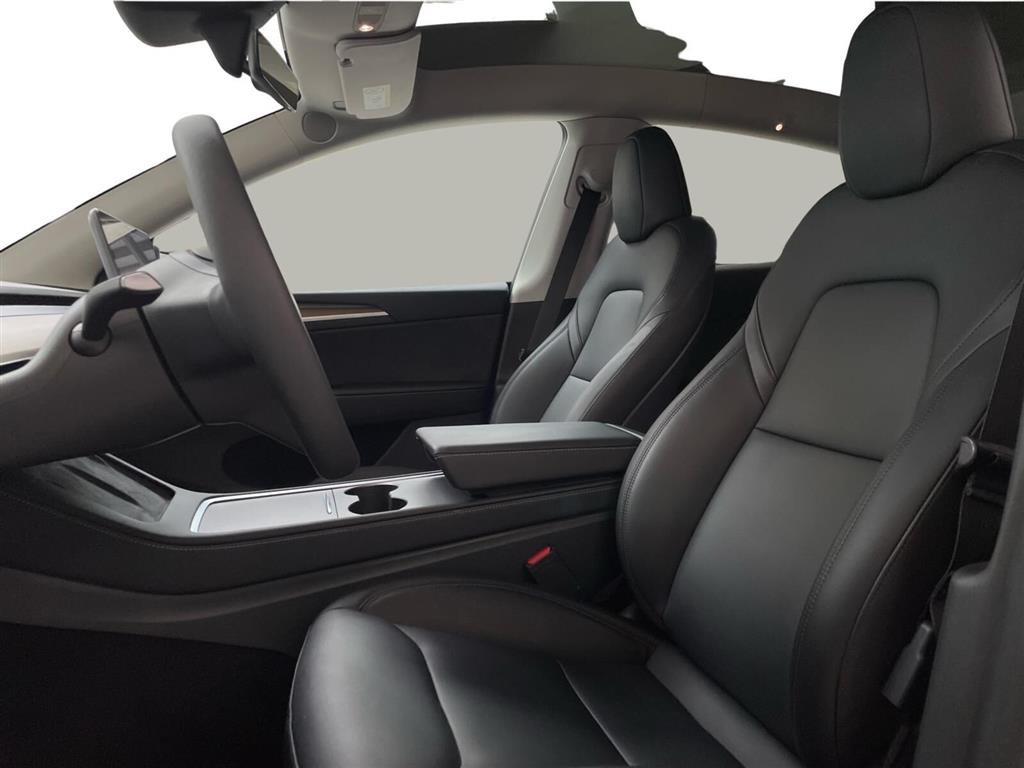 Tesla Model Y EL Long Range RWD 347HK 5d Aut. - Image 7