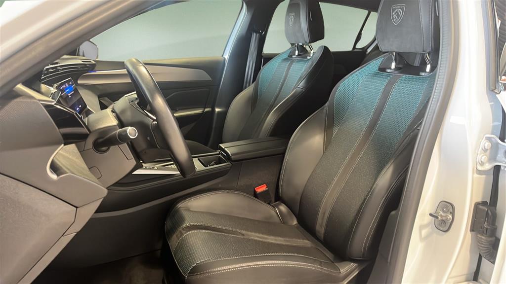 Peugeot e-308 EL First Edition 156HK 5d Aut. - Image 8