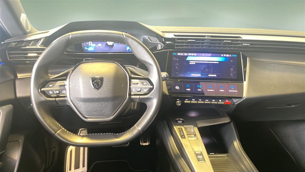 Peugeot e-308 EL First Edition 156HK 5d Aut. - Image 12