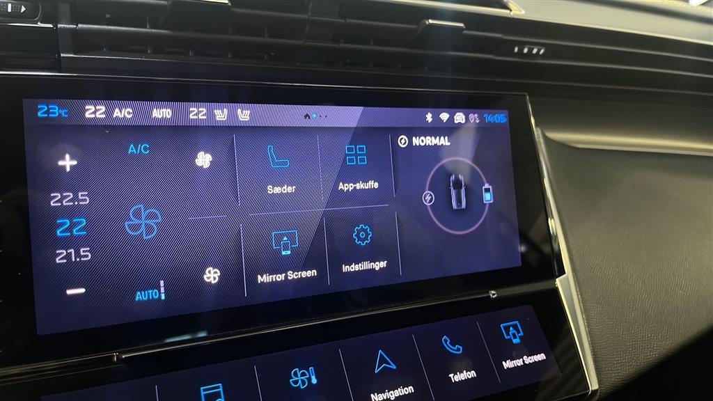 Peugeot e-308 EL First Edition 156HK 5d Aut. - Image 22