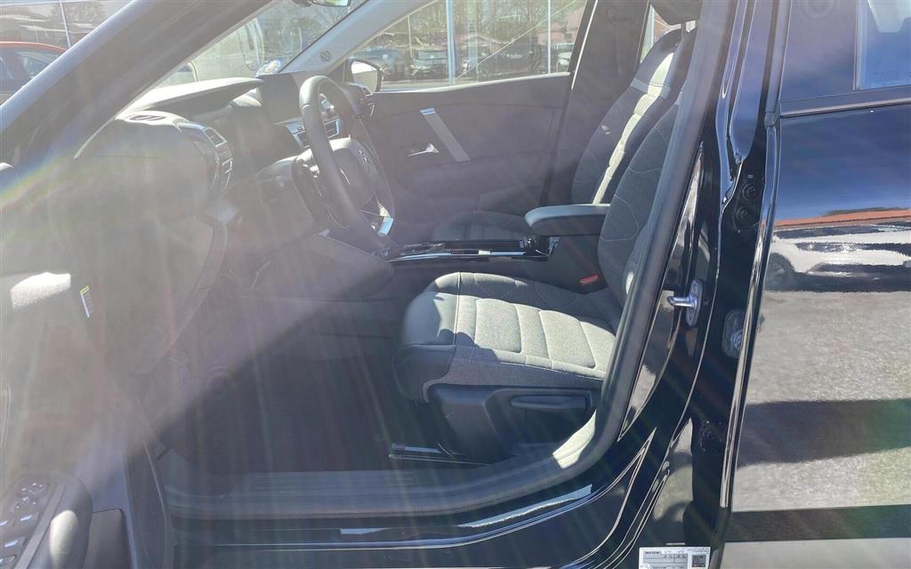 Citroën C4 1,2 PureTech Shine Ltd. EAT8 130HK 5d 8g Aut. - Image 9