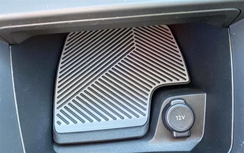 Citroën C4 1,2 PureTech Shine Ltd. EAT8 130HK 5d 8g Aut. - Image 20