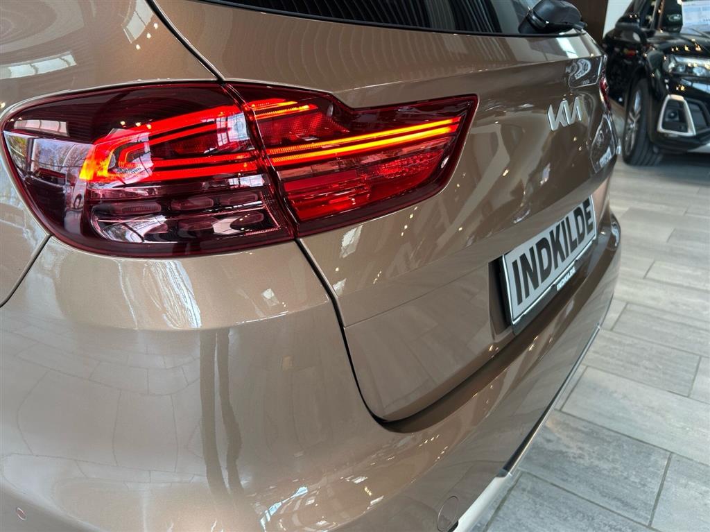 Kia Ceed SW 1,6 GDI PHEV Plugin-hybrid Upgrade DCT 141HK Stc 6g Aut. - Image 18